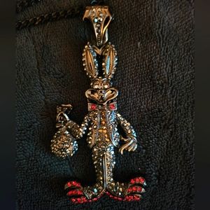 Money bag bugs Bunny in rhodium with matching chain